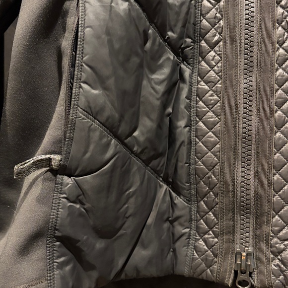 Athleta Women’s Jacket - Picture 3 of 12